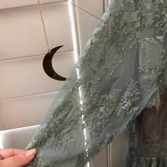 Stunning mint lace dress 👗 - Picture 2 of 11
